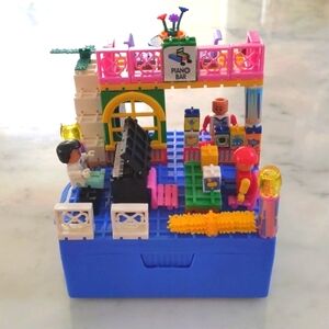 Vintage Crosswise Teeny World Tiny Piano Bar Building Bricks Toy. 80 pcs.